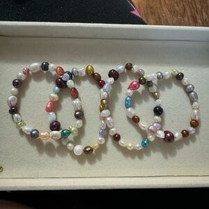 Colorful Set of 4 Pearl Beaded Bracelets